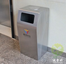室內(nèi)商場(chǎng)電梯口不銹鋼垃圾桶